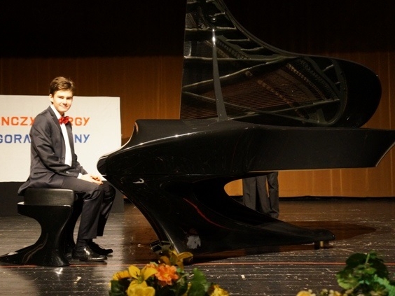 Laureat Szafarskiego Konkursu Pianistycznego wystąpił w Budapeszcie